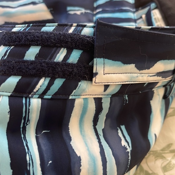 Descente Women’s Ski Pants - Picture 7 of 7